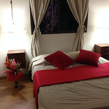 Royal Vai Hotel Faaa Екстериор снимка